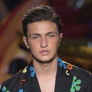 Anwar Hadid at age 16