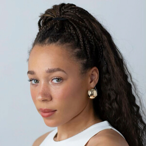 Anya Alfonsetti-Terry Headshot 4 of 8