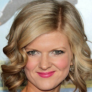 Arden Myrin Headshot 7 of 10