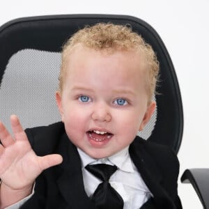 Ares Navalua Headshot 5 of 9