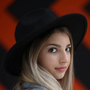 Ariana Nunez Headshot 5 of 17