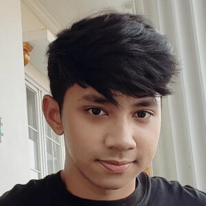 Arie Nugroho Headshot 5 of 6