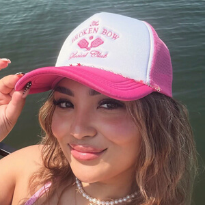 Ariel Vidal Headshot 4 of 5