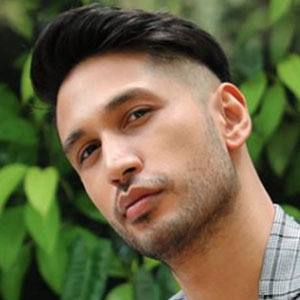 Arjun Kanungo Headshot 2 of 5