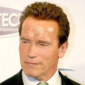 Arnold Schwarzenegger Headshot 9 of 10