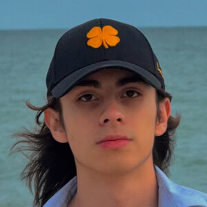 Arturo Mele Headshot 4 of 5