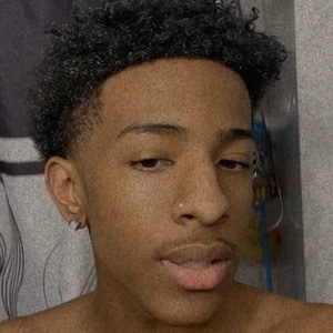 asaun.spammm Headshot 3 of 10