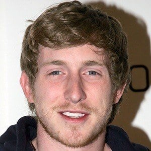 Asher Roth Headshot 5 of 9