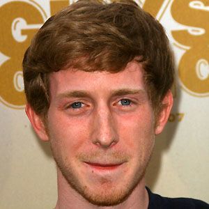 Asher Roth Headshot 6 of 9