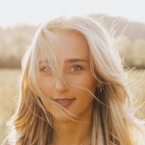Ashley Cooke Headshot 9 of 9