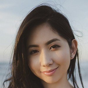 Ashley Gosiengfiao Headshot 8 of 10