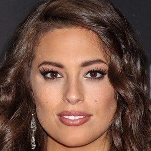 Ashley Graham Headshot 9 of 10