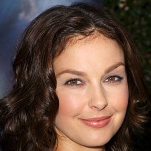 Ashley Judd Headshot 9 of 9