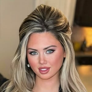 Ashley Perkins Headshot 5 of 6