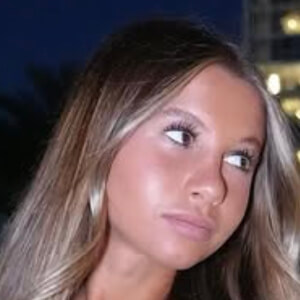 Ashley Rose Headshot 4 of 6