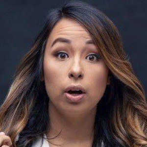 Ash Perez Headshot 5 of 10