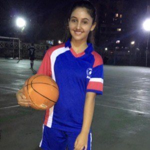 Ashnoor Kaur Headshot 7 of 10