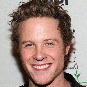 Ashton Holmes - Bio, Family, Trivia | Famous Birthdays