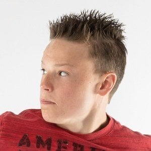 Ashton Myler Headshot 9 of 14