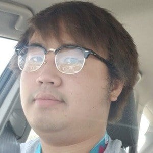 Asian Andy Headshot 10 of 10