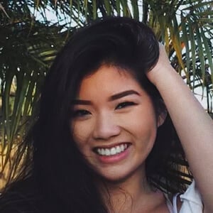 Asianndra Headshot 2 of 5