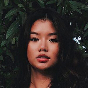 Asianndra Headshot 4 of 5