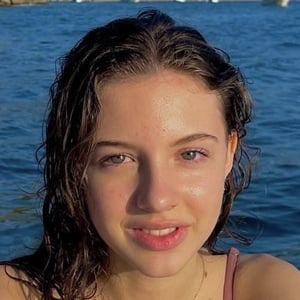 Atenea Reyes at age 17