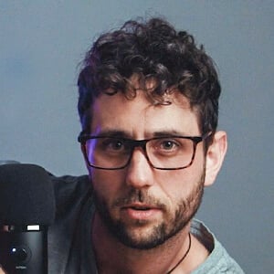 atlas asmr Headshot 2 of 6