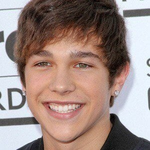 Austin Mahone at age 17