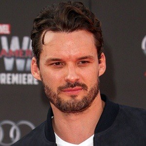 Austin Nichols Headshot 6 of 7