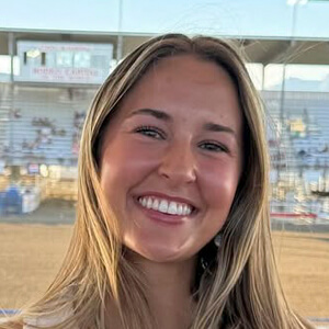 Autumn Acord Headshot 4 of 6
