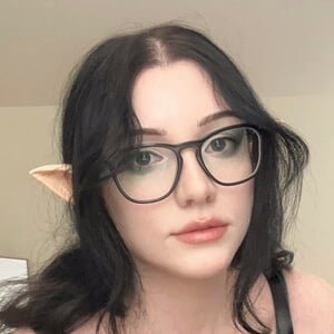 Ava Claire Headshot 4 of 12