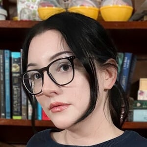 Ava Claire Headshot 10 of 12