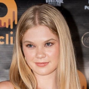 Ava Jean Headshot 2 of 8