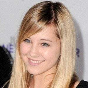 Ava Sambora at age 13