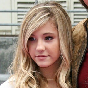 Ava Sambora at age 13