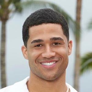 Aven Jones Headshot 2 of 4