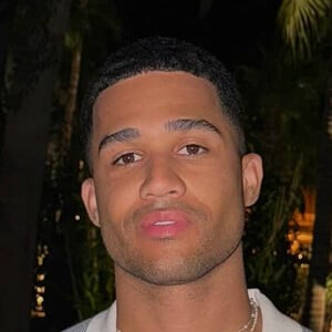 Aven Jones Headshot 3 of 4