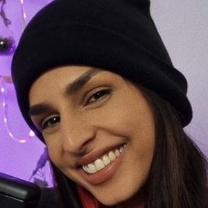 avneesha_official at age 28