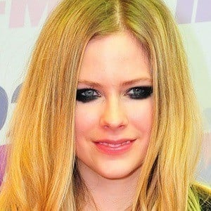 Avril Lavigne at age 28