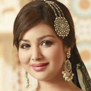 Ayesha Takia Headshot 7 of 10