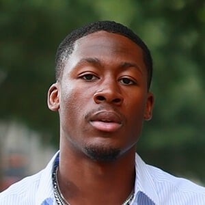 Ayo Odukoya Headshot 4 of 6