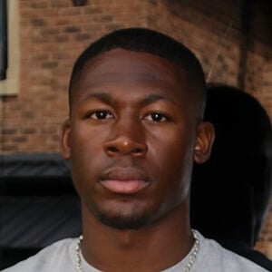 Ayo Odukoya Headshot 6 of 6