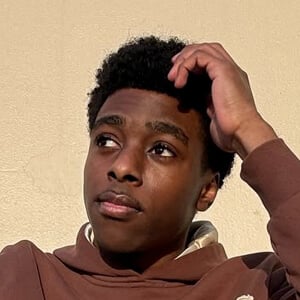 ayoquintin Headshot 2 of 2