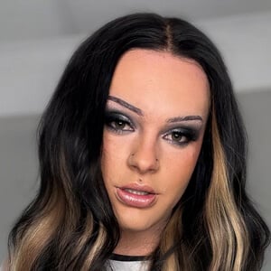 Barbie Jackson Headshot 2 of 6