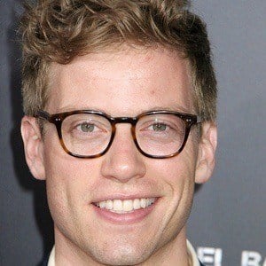 Barrett Foa - Bio, Family, Trivia | Famous Birthdays