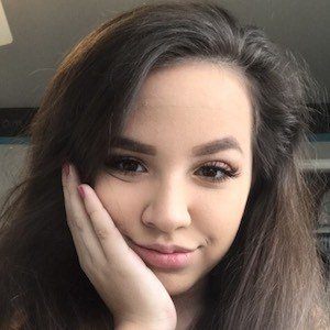 BeautybyEmily Headshot