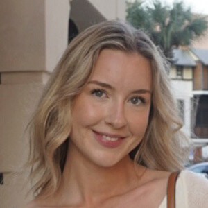 Bella Anya Headshot 5 of 5