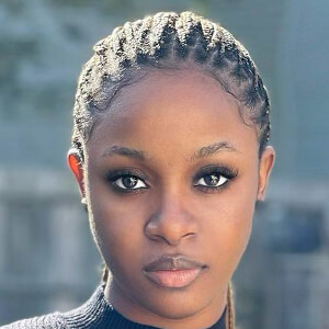 Bella Okagbue Headshot 4 of 13