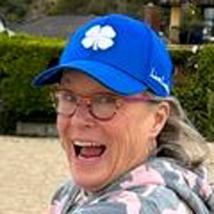 Beth Bowles Headshot 4 of 4